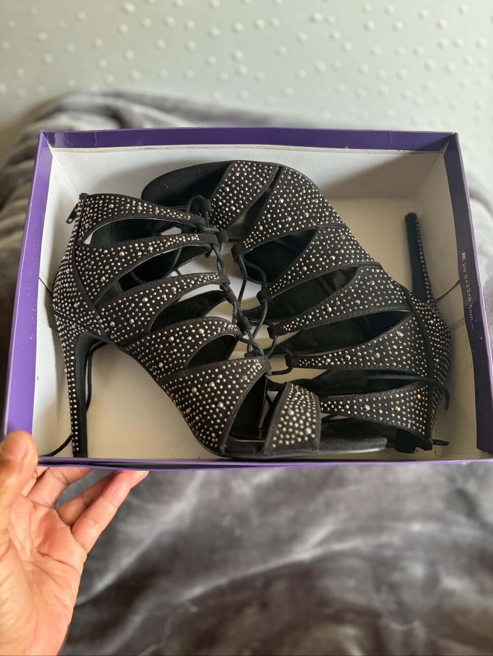 Shoes - Picture 2 of 4